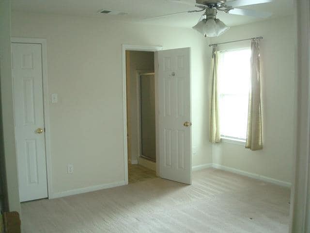 Building Photo - 602 Bishop Dr