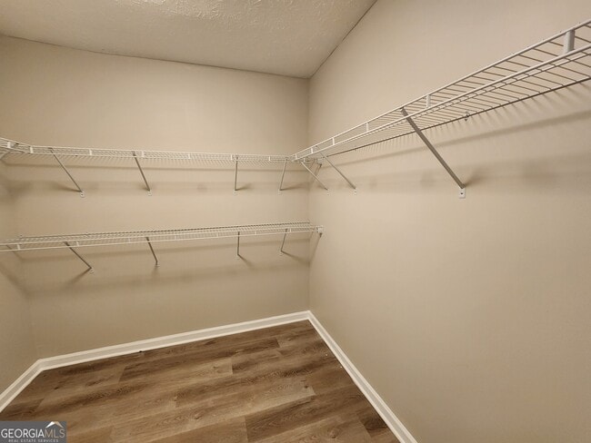 Building Photo - 419 Hannahatchee Ave