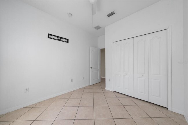 Building Photo - 607 Hacienda Cir