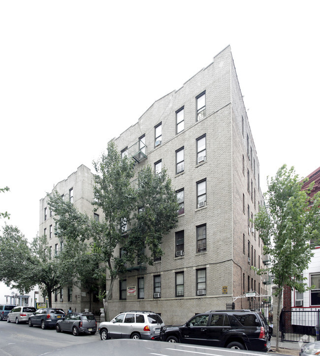 Building Photo - Perry Arms