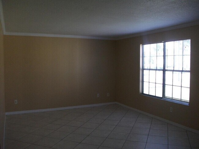Building Photo - 21 Clipper Ct