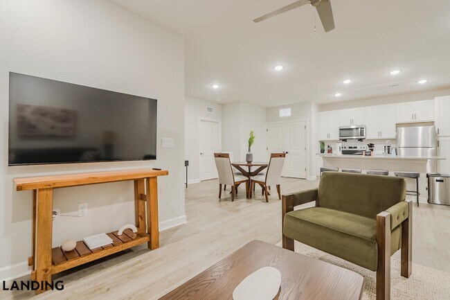 Building Photo - 5001 Willowgate Loop