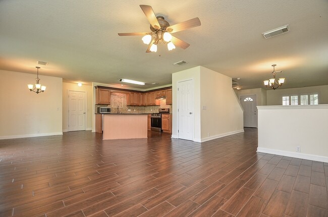 Building Photo - 6230 Canyon Rock Way