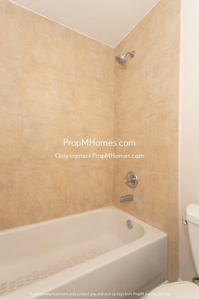Building Photo - 2680 SW 87th Ave