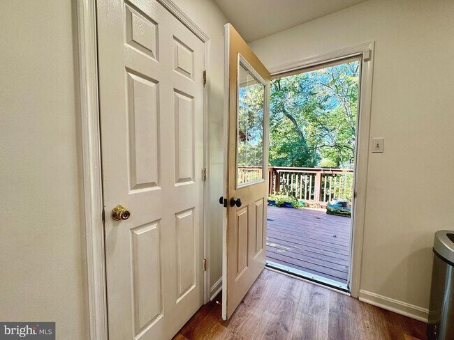 Building Photo - 597 Primus Ct