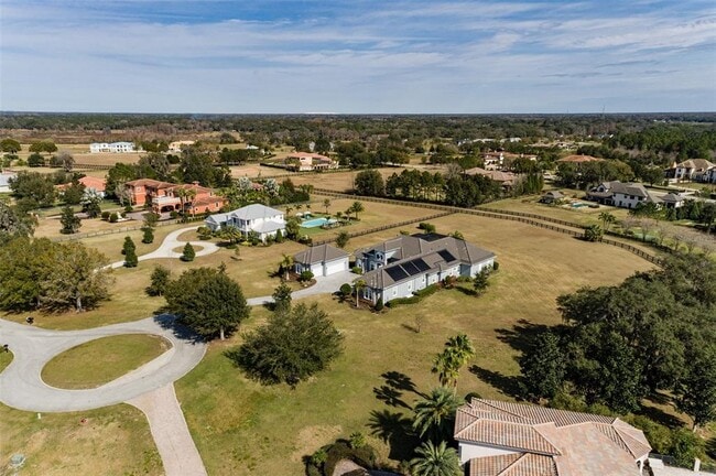 Building Photo - 10605 Midview Terrace