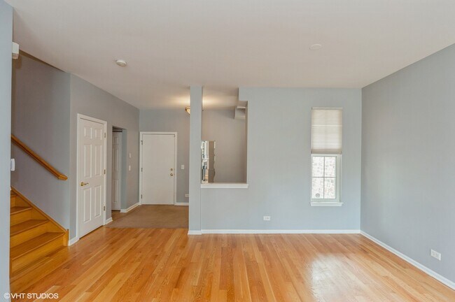 Building Photo - 360 Bay Tree Cir