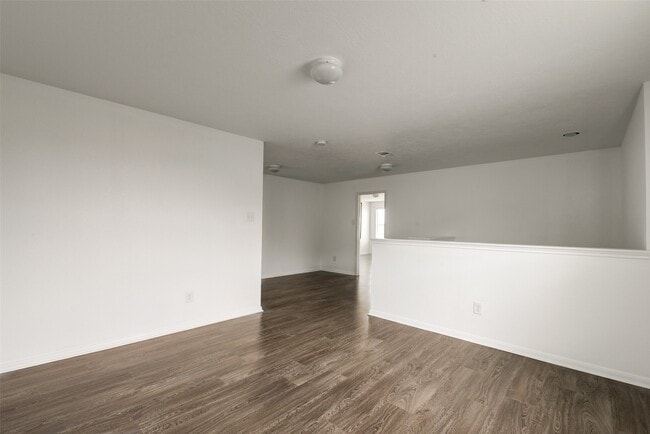 Building Photo - 834 Sweet Flower Dr