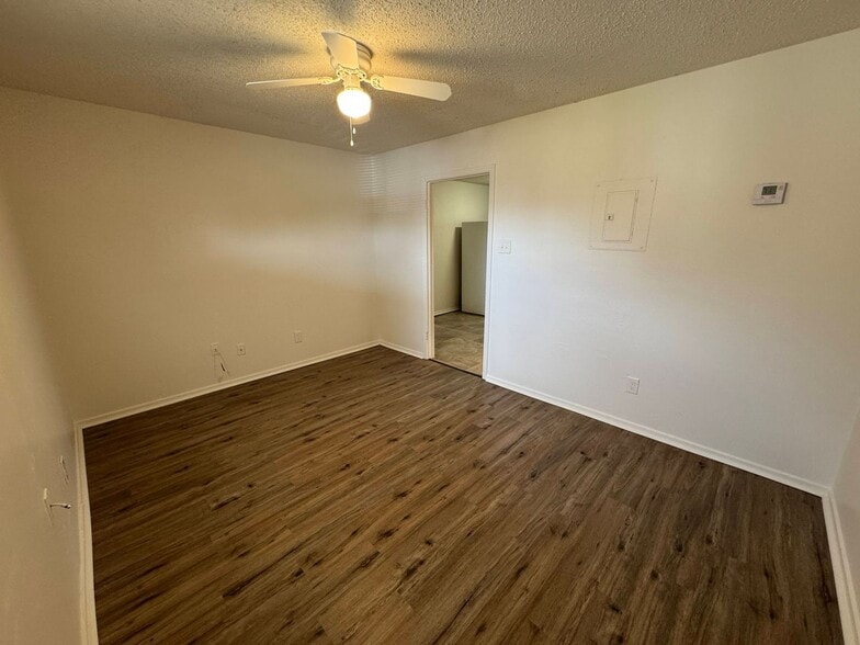 Building Photo - 715 N 20th St