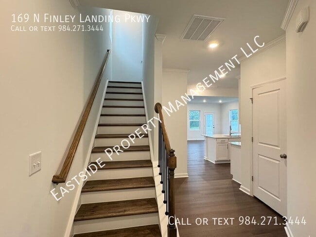 Building Photo - 169 S Finley Lndg Pkwy