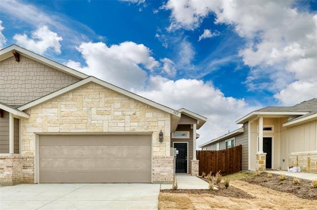 Building Photo - 705 Fallow Dr