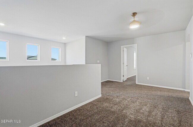 Building Photo - 12365 Desert Vista Ave