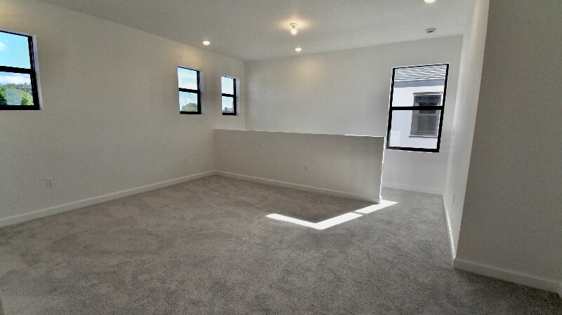 Building Photo - 4949 Peacock Wy