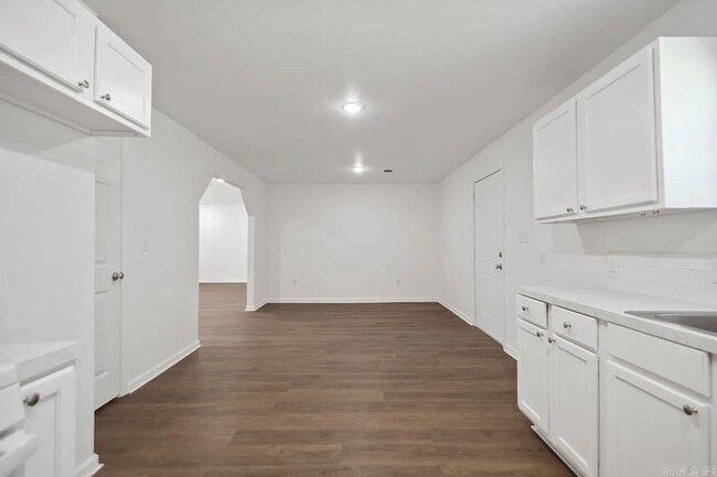 Building Photo - 3BR/1BA House for Rent in Jacksonville, AR!