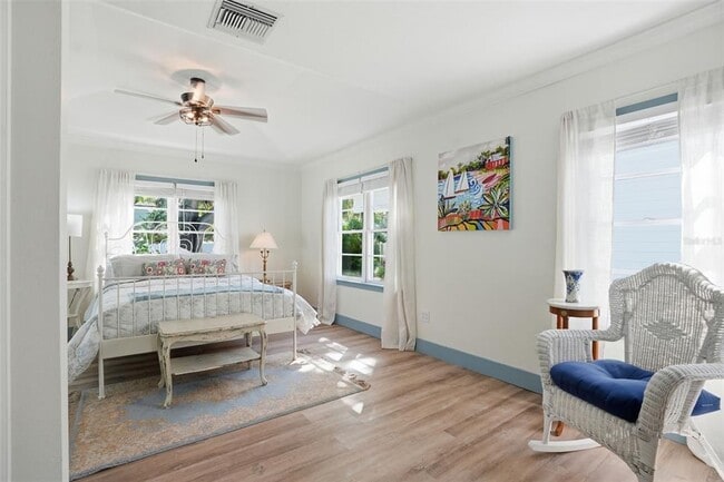 Building Photo - 759 Lantana Ave