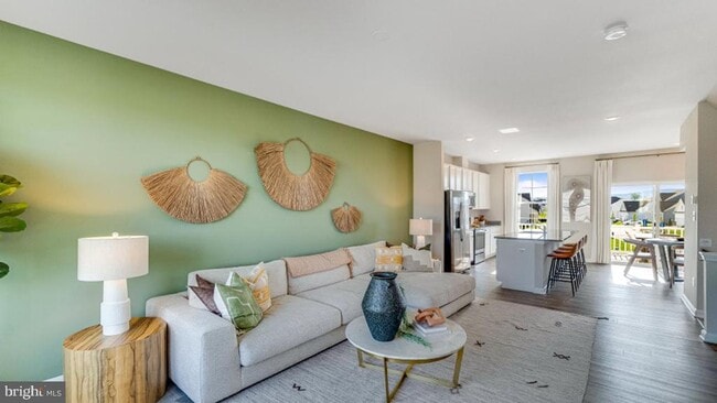 Building Photo - 40 Brookfield Mews