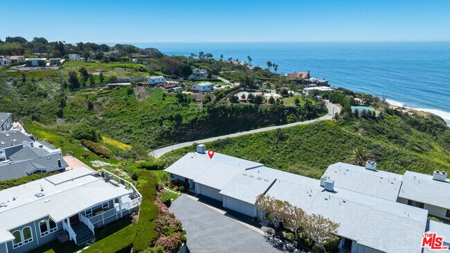 Building Photo - 6817 Seawatch Ln