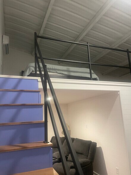 Building Photo - 151 County Road 369