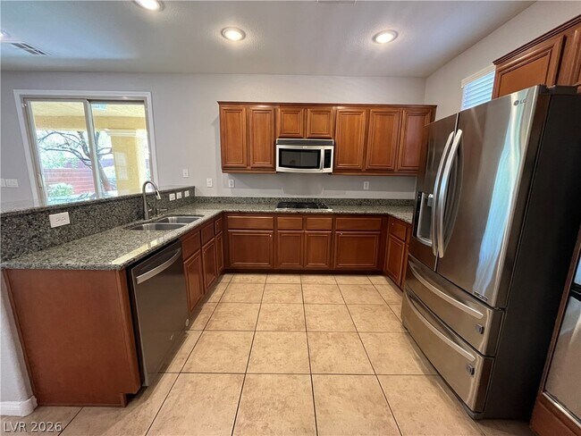 Building Photo - 5547 Fairmeade Way