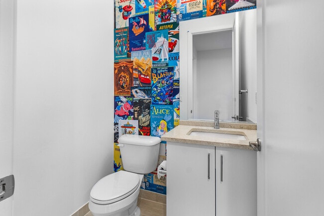 Building Photo - 8294 Fishhawk Falls Ct