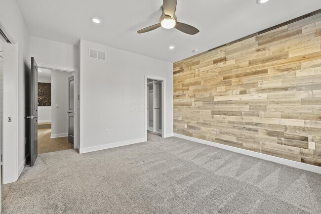 Building Photo - 297 Auden Ave