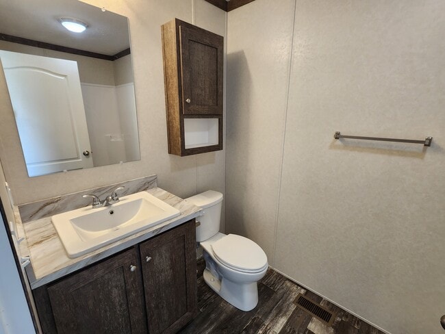 Building Photo - 766 Virginia