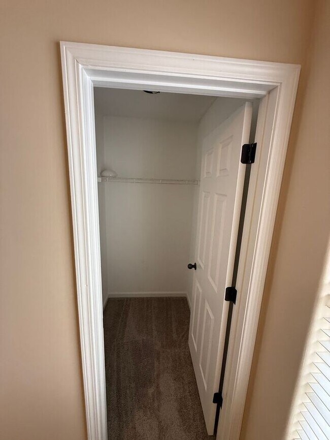 Building Photo - Gated Community - 3 Bedroom 2 Bathroom Cordova Rental Home