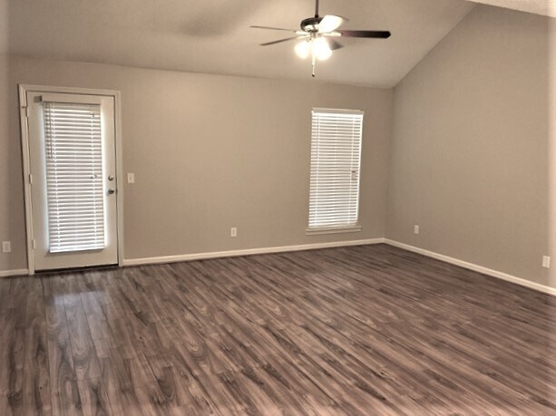 Building Photo - 155 Brianna Cir