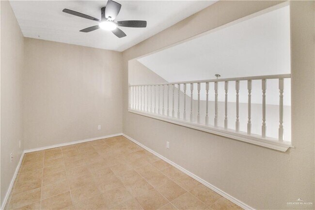 Building Photo - 22 S Casa Linda St