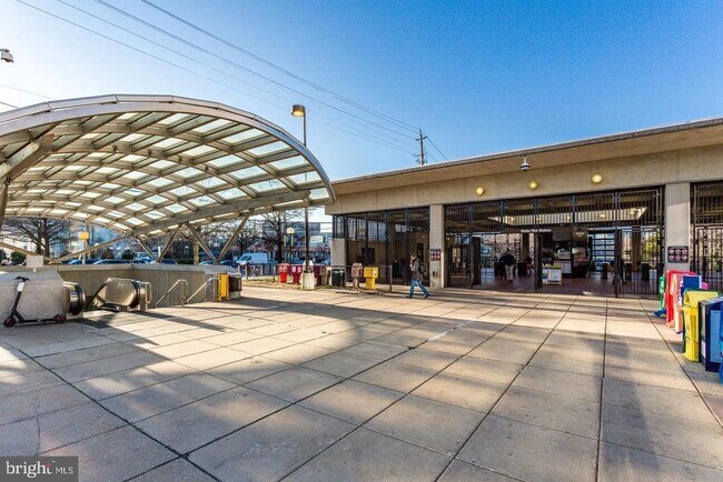 Building Photo - 11700 Old Georgetown Rd