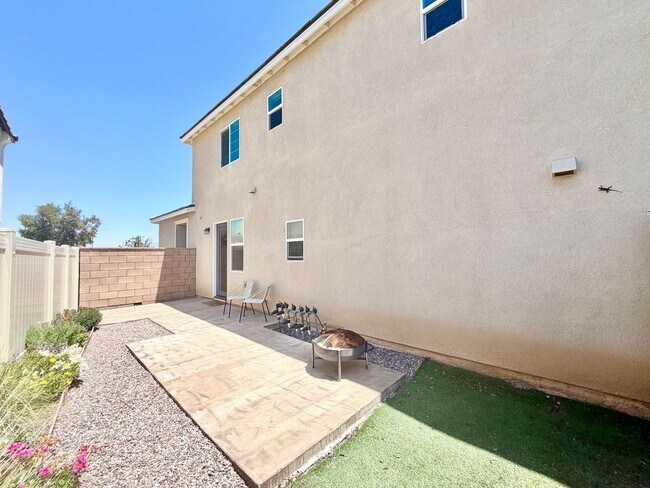 Building Photo - 30411 Ridgecrest Rd