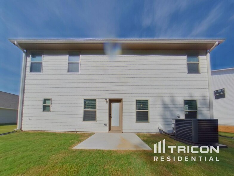 Building Photo - 412 Cantrell Dr