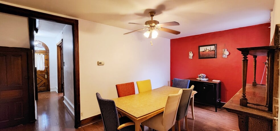 Building Photo - 3834 Manayunk Ave