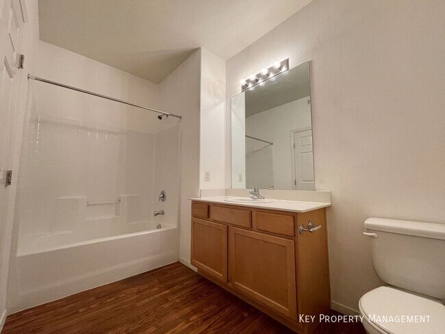 Building Photo - 50 Aura de Blanco St