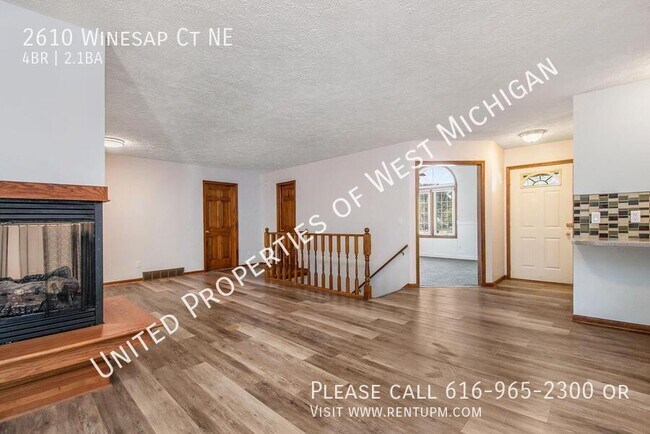 Building Photo - Available Now | 4 Bedroom 2.5 Bath Single ...