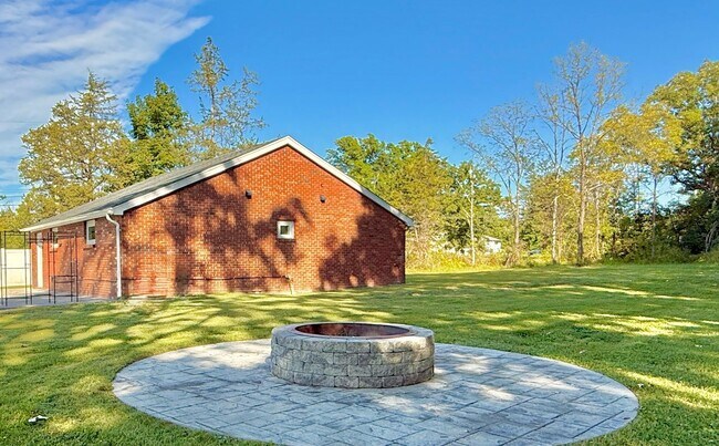 Building Photo - 272 Lauren Tice Rd