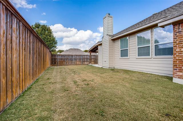 Building Photo - 1627 Summerfield Dr