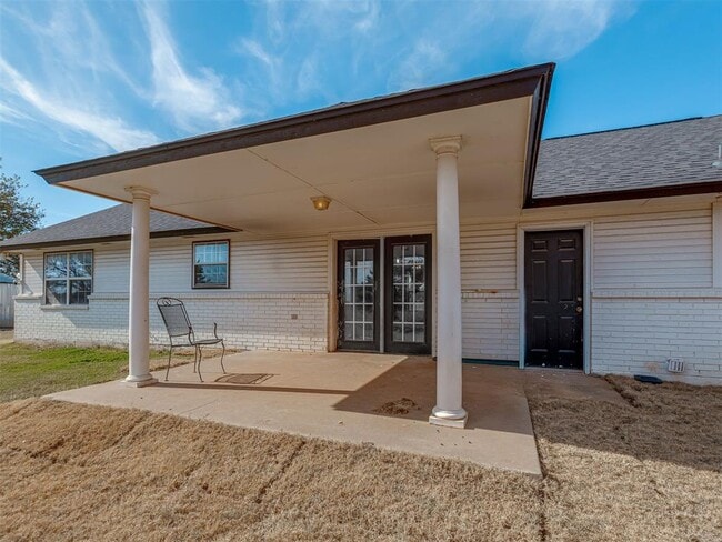 Building Photo - 21128 Sandy Creek Ln