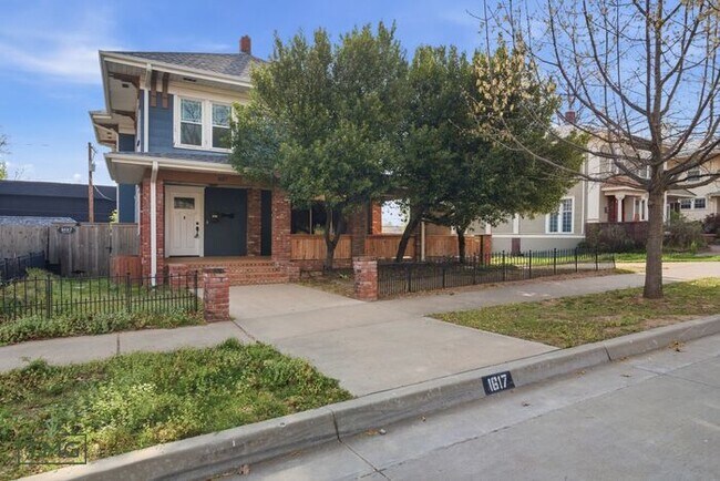 Building Photo - Lawn Care and Water Included! Remodeled 1930s Tulsa Home with 4 Beds, 3.5 Baths + Incredible Char...