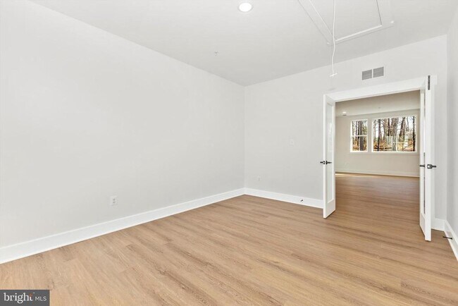 Building Photo - 1199 Hoods Mill Rd