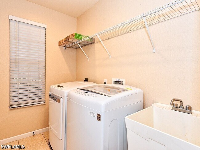 Building Photo - 7117 Timberland Cir