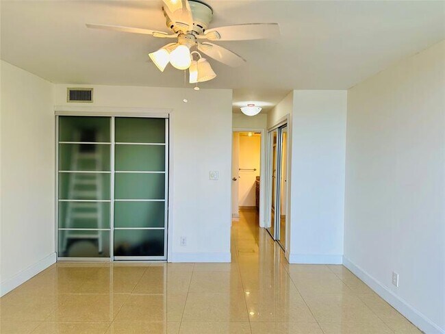 Building Photo - 6423 Coral Lake Dr