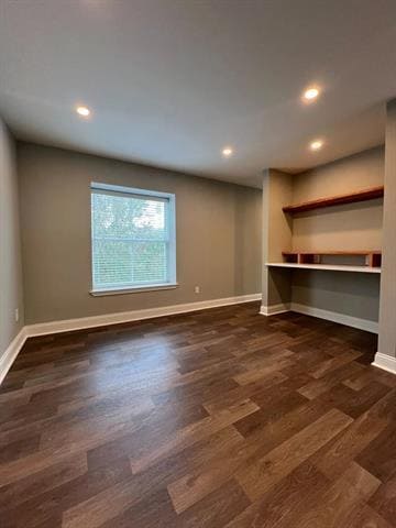 Building Photo - 8003 Woodway Dr