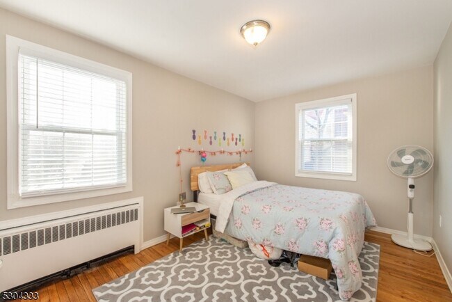 Building Photo - 376 Claremont Ave