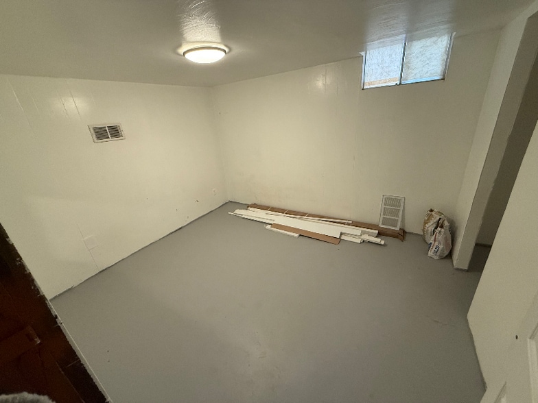 Building Photo - 53 S Julian St