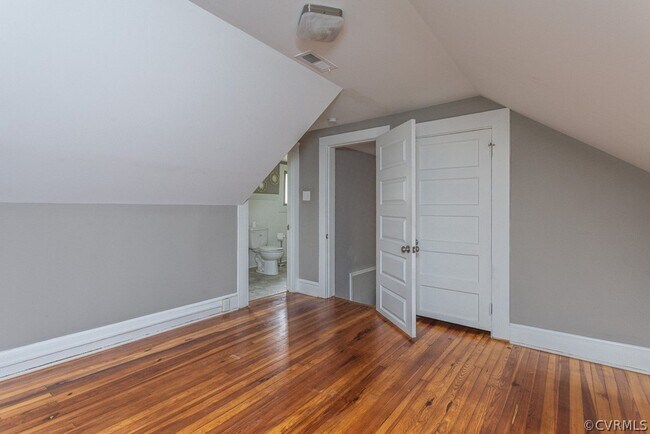 Building Photo - Cozy Home in Hopewell!