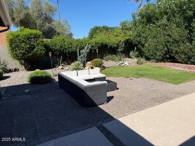 Building Photo - 4428 E Willow Ave