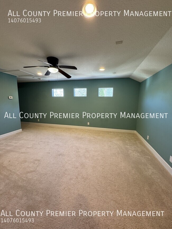 Building Photo - 203 Spalding Way