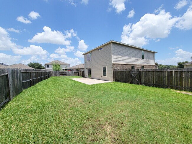 Building Photo - Beautiful two-story home situated on a quiet cul-de-sac in the desirable Morton Ranch community