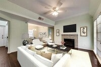 Building Photo - 3105 San Jacinto St